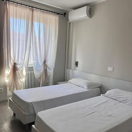 Hotel Aquila Nera Di Tony Ivrea