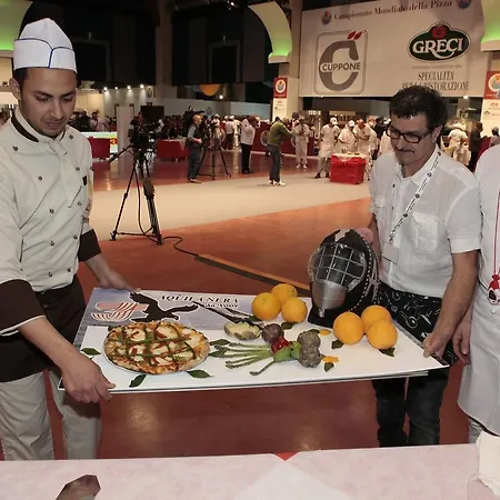 Aquila Nera Di Tony Hotel