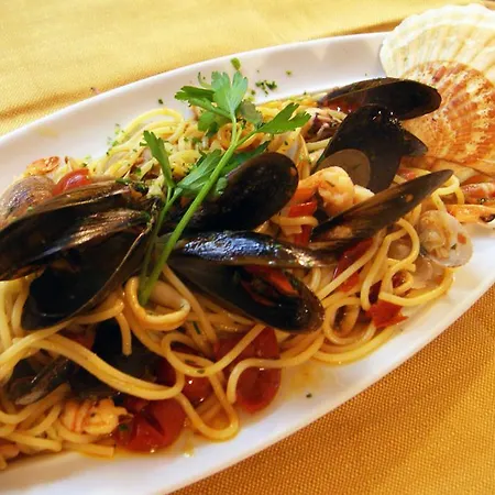 Hotel Aquila Nera Di Tony 2*